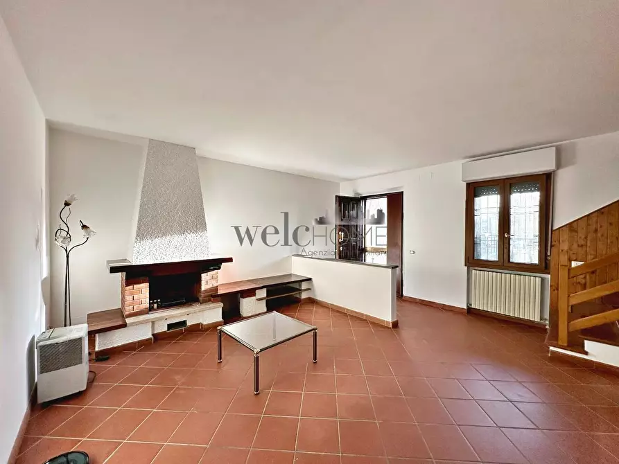 Immagine 24 di Villetta a schiera in vendita  a Campi Bisenzio