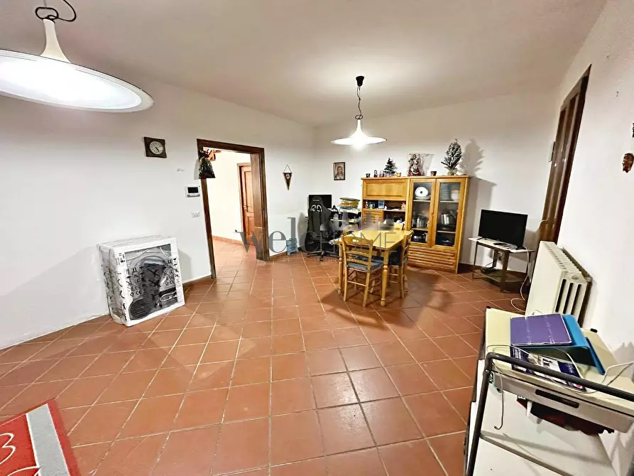 Immagine 26 di Villetta a schiera in vendita  a Campi Bisenzio