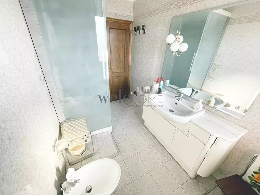 Immagine 31 di Villetta a schiera in vendita  a Campi Bisenzio