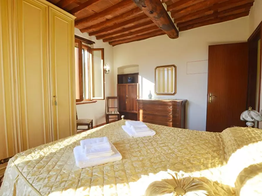 Immagine 20 di Appartamento in vendita  a Lucca