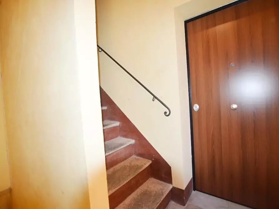 Immagine 25 di Appartamento in vendita  a Lucca