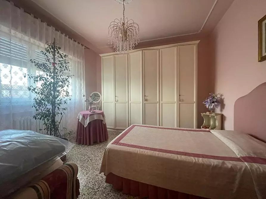 Immagine 17 di Casa indipendente in vendita  a Porcari