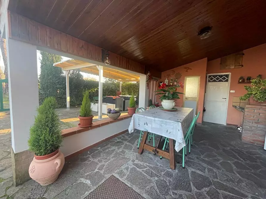 Immagine 18 di Casa indipendente in vendita  a Porcari
