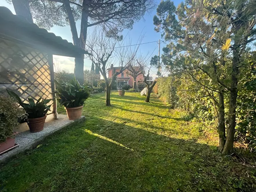 Immagine 16 di Casa indipendente in vendita  a Porcari