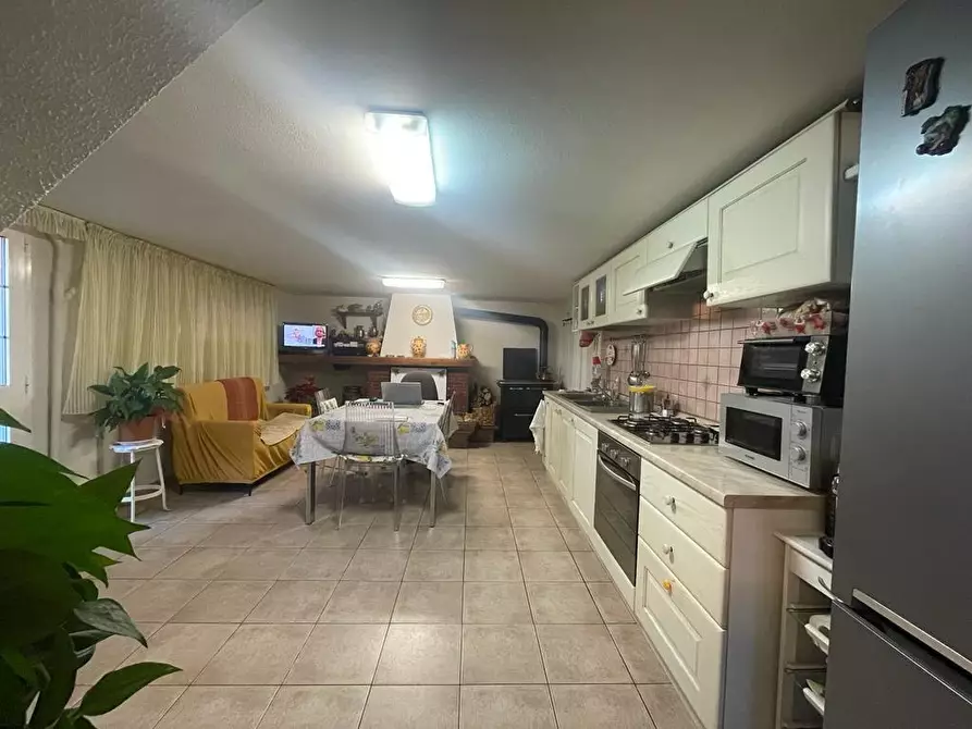 Immagine 35 di Casa indipendente in vendita  a Porcari