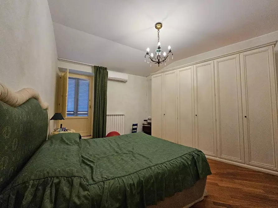 Immagine 20 di Mansarda in vendita  a Siena