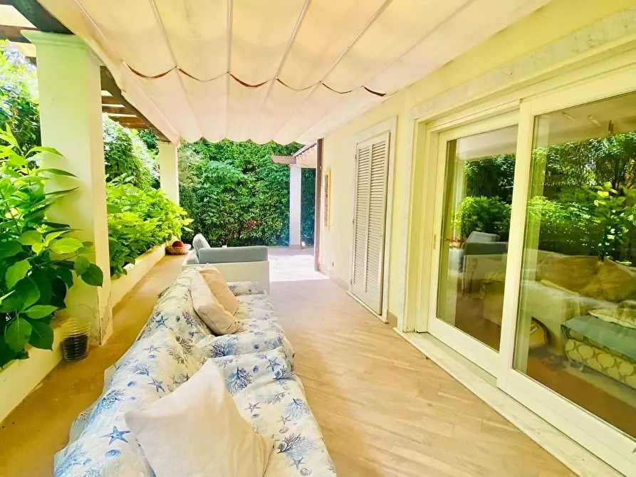 Immagine 31 di Villa in affitto  a Forte Dei Marmi
