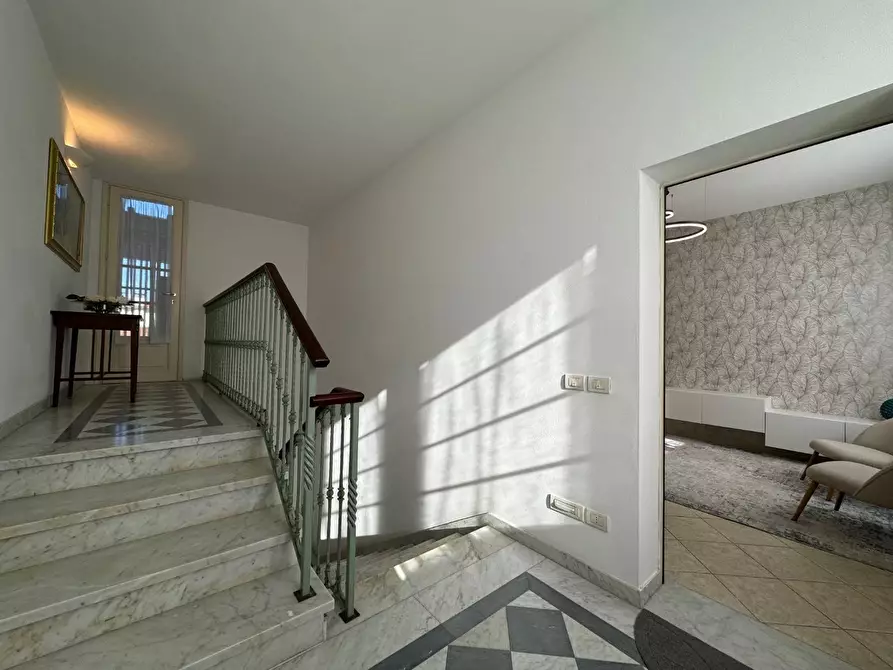 Immagine 28 di Appartamento in affitto  a Forte Dei Marmi