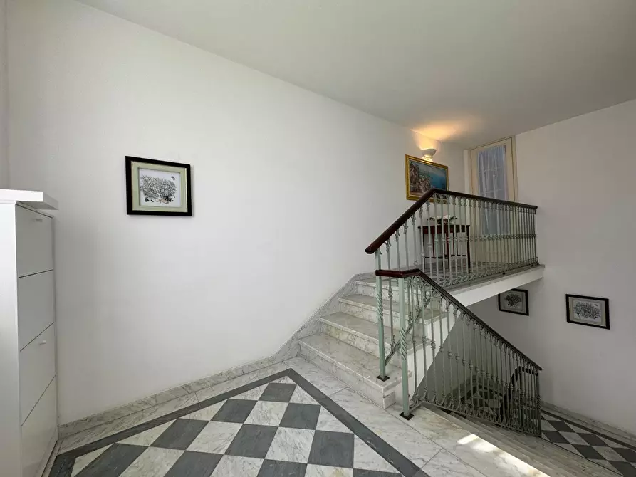 Immagine 30 di Appartamento in affitto  a Forte Dei Marmi
