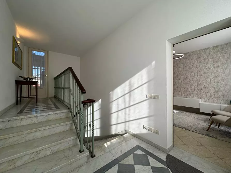 Immagine 29 di Appartamento in affitto  a Forte Dei Marmi