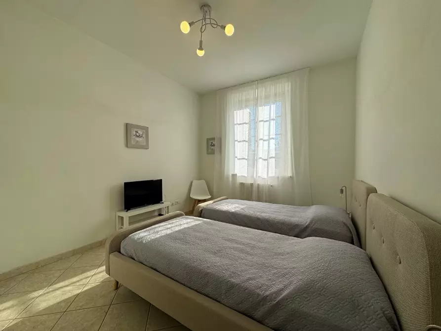 Immagine 14 di Appartamento in affitto  a Forte Dei Marmi