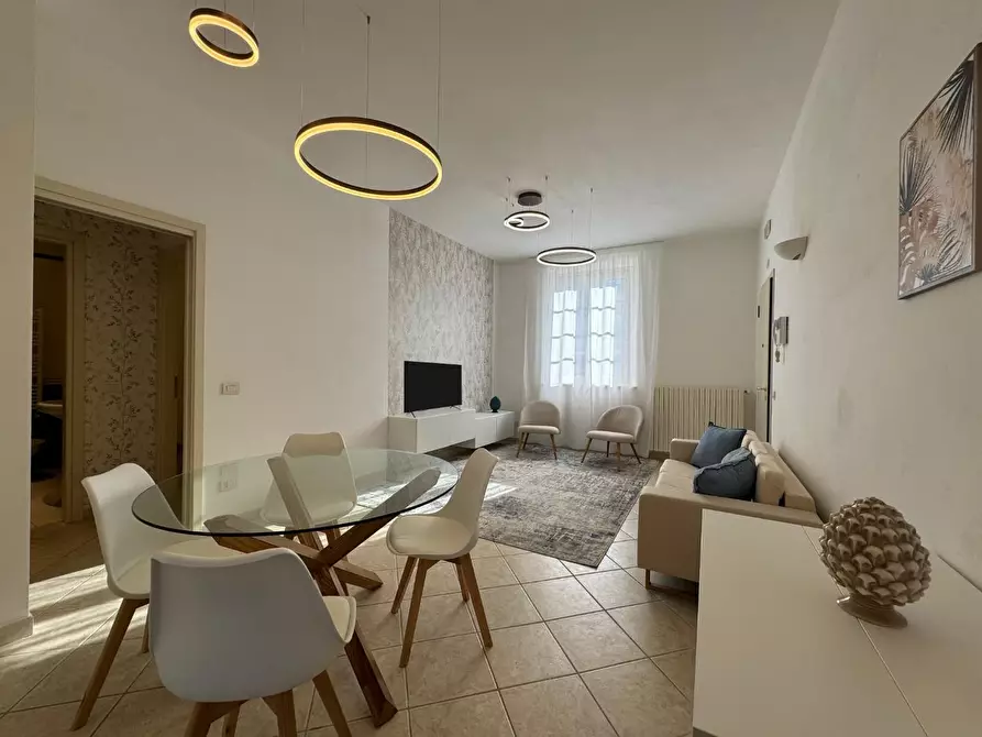 Immagine 2 di Appartamento in affitto  a Forte Dei Marmi