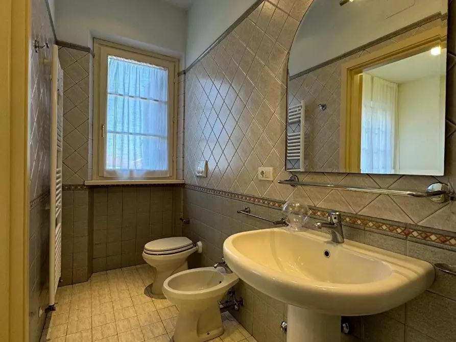 Immagine 13 di Appartamento in affitto  a Forte Dei Marmi