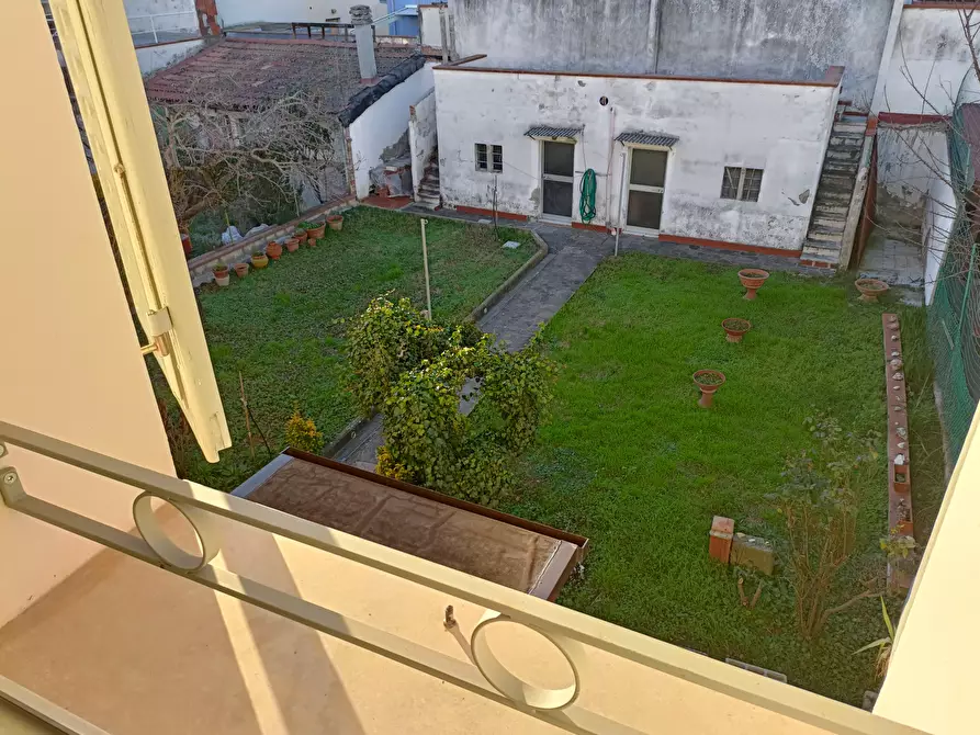 Immagine 28 di Villetta a schiera in vendita  a Empoli