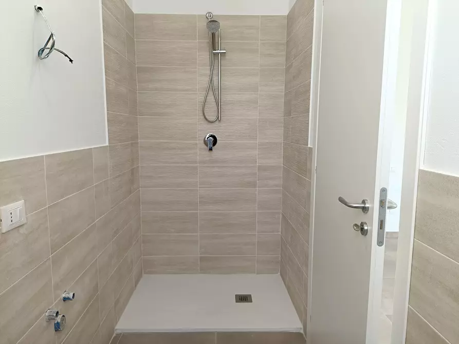 Immagine 24 di Villetta a schiera in vendita  a Empoli