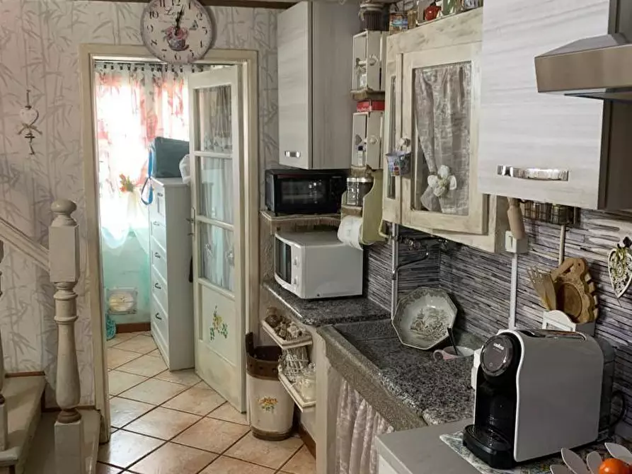 Immagine 2 di Appartamento in vendita  a Capannori