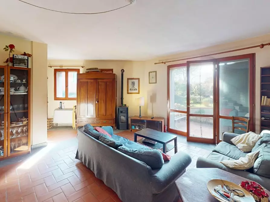 Immagine 19 di Villa in vendita  a San Giuliano Terme