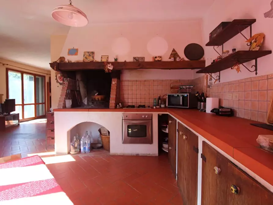 Immagine 38 di Villa in vendita  a San Giuliano Terme