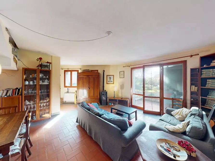 Immagine 12 di Villa in vendita  a San Giuliano Terme