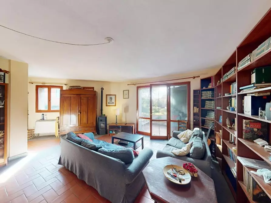 Immagine 17 di Villa in vendita  a San Giuliano Terme