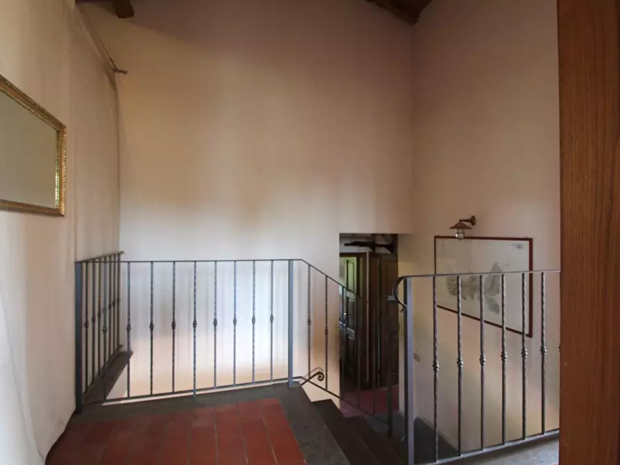 Immagine 54 di Villa in vendita  a San Giuliano Terme