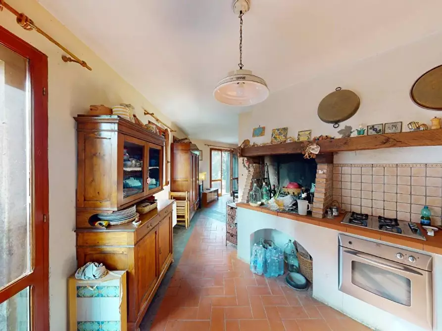 Immagine 41 di Villa in vendita  a San Giuliano Terme