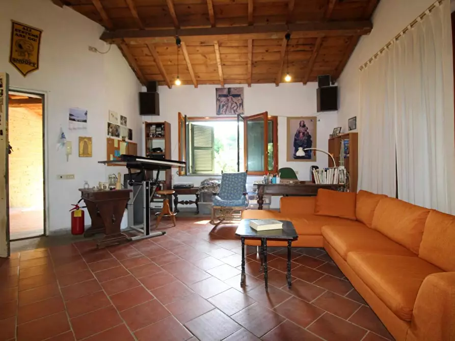 Immagine 68 di Villa in vendita  a San Giuliano Terme