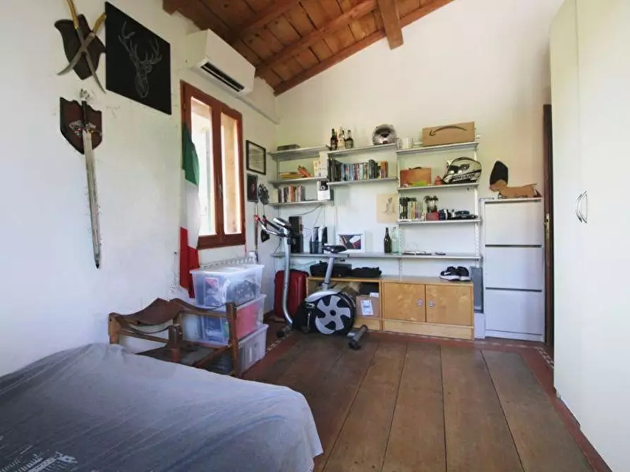 Immagine 51 di Villa in vendita  a San Giuliano Terme