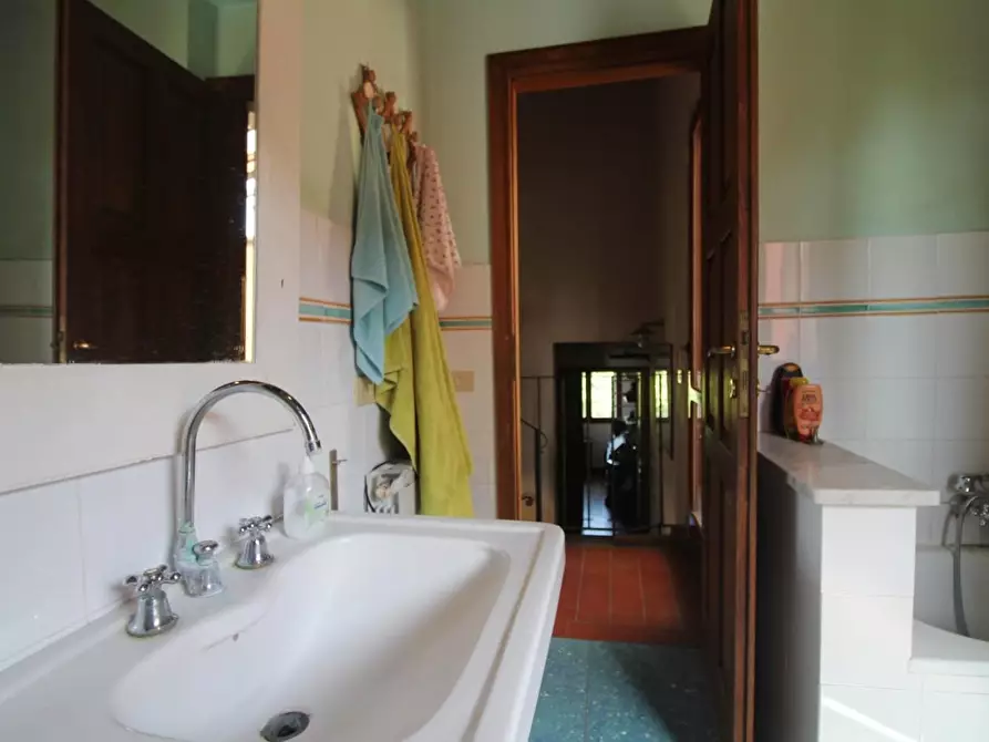 Immagine 61 di Villa in vendita  a San Giuliano Terme