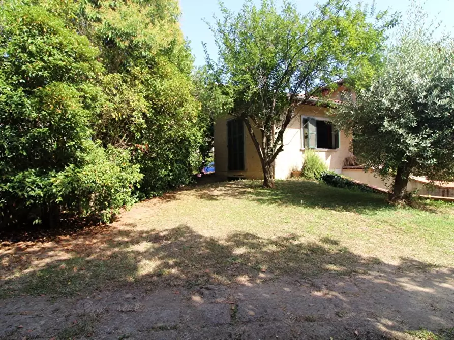 Immagine 72 di Villa in vendita  a San Giuliano Terme