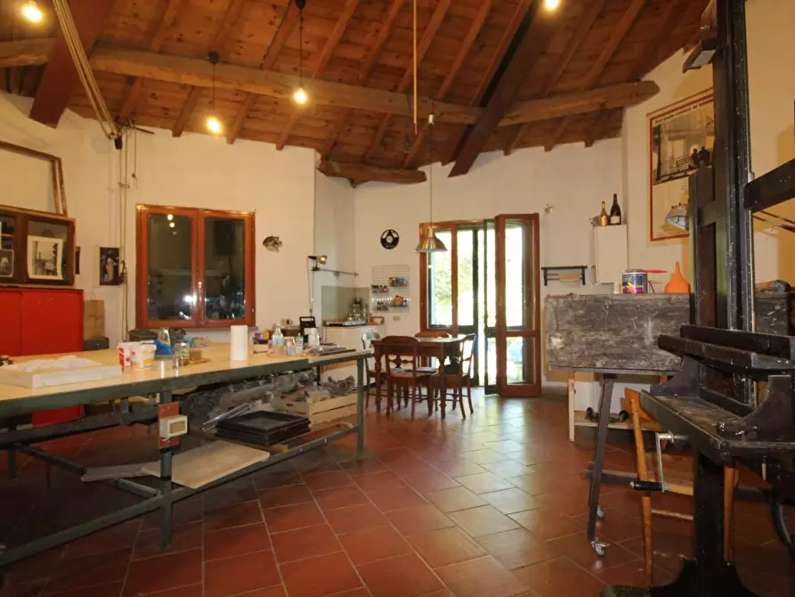 Immagine 69 di Villa in vendita  a San Giuliano Terme