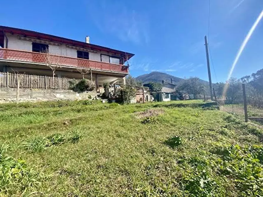 Immagine 24 di Casa indipendente in vendita  a Ortonovo