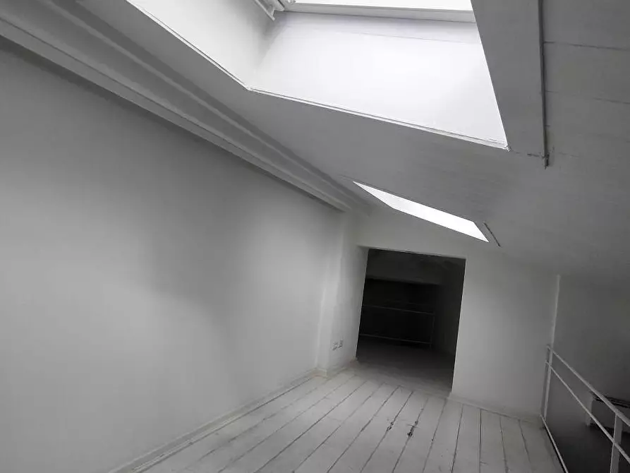 Immagine 28 di Appartamento in vendita  a Massa
