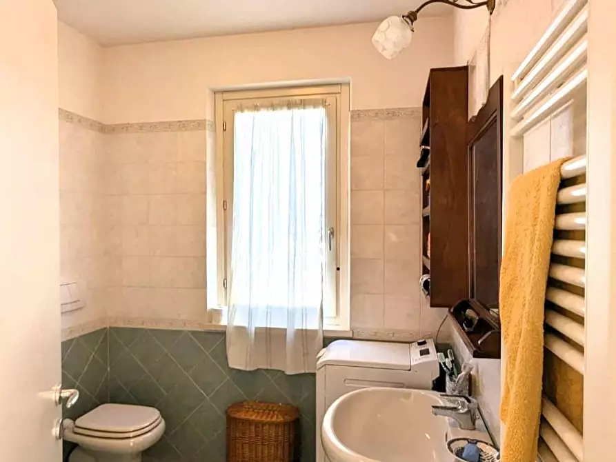 Immagine 14 di Appartamento in vendita  a Massa