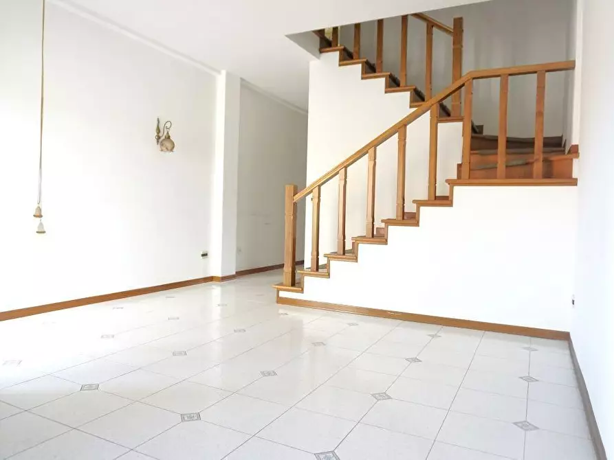 Immagine 3 di Appartamento in vendita  a Pontedera