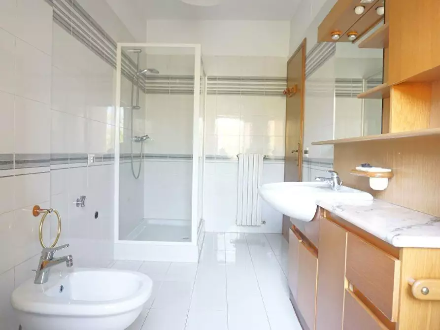 Immagine 7 di Appartamento in vendita  a Pontedera