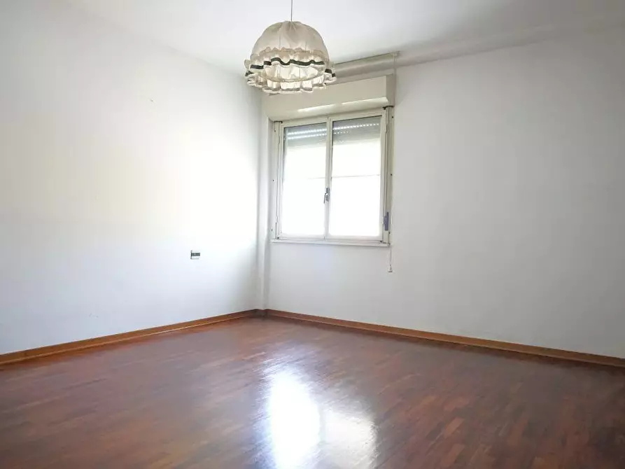 Immagine 6 di Appartamento in vendita  a Pontedera