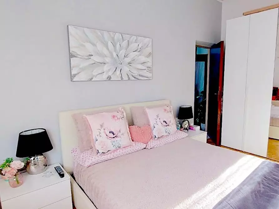 Immagine 21 di Casa bifamiliare in vendita  a Carrara