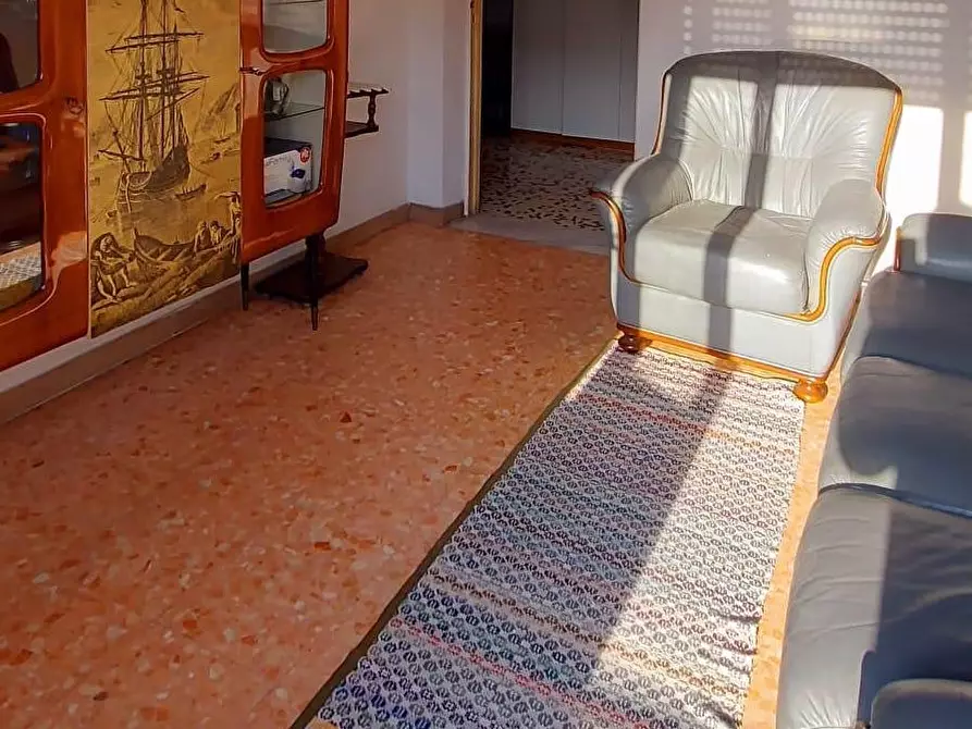 Immagine 36 di Casa bifamiliare in vendita  a Carrara