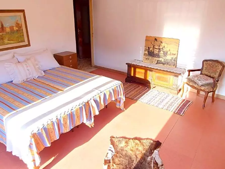 Immagine 31 di Casa bifamiliare in vendita  a Carrara