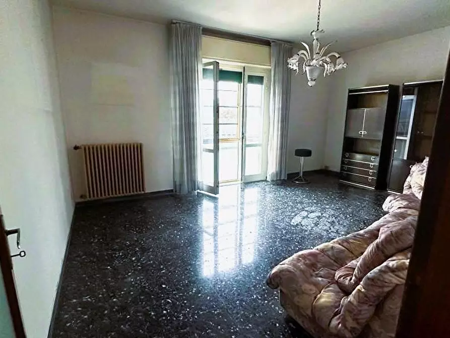 Immagine 10 di Appartamento in vendita  a Pisa