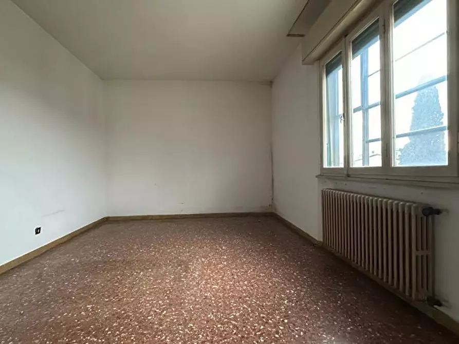 Immagine 19 di Appartamento in vendita  a Pisa