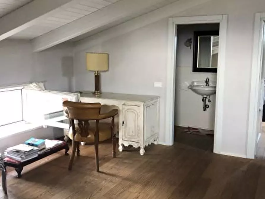 Immagine 9 di Appartamento in vendita  a Ameglia