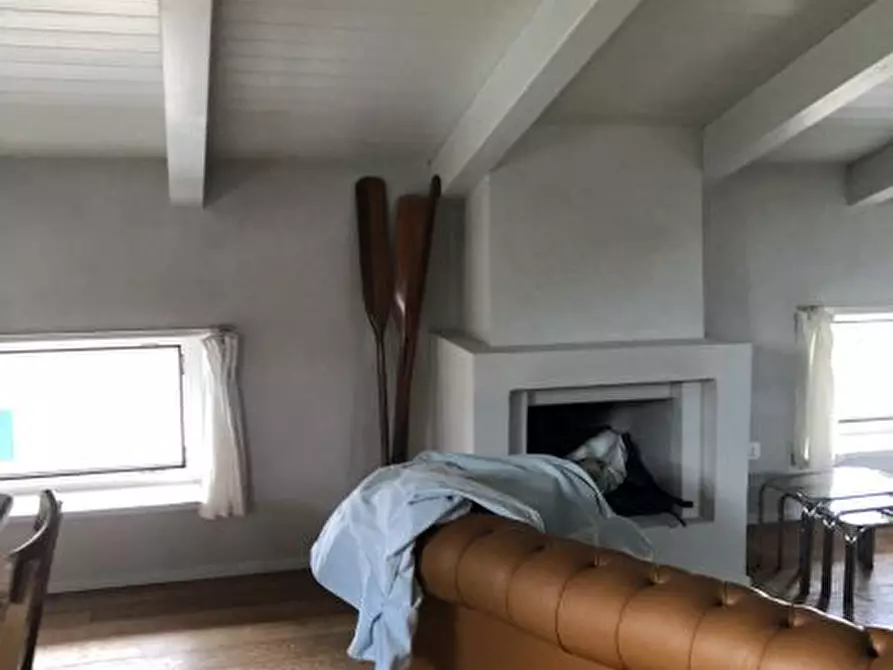 Immagine 7 di Appartamento in vendita  a Ameglia