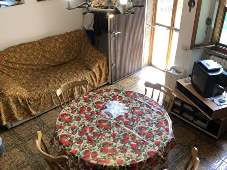Immagine 5 di Casa indipendente in vendita  a Ameglia