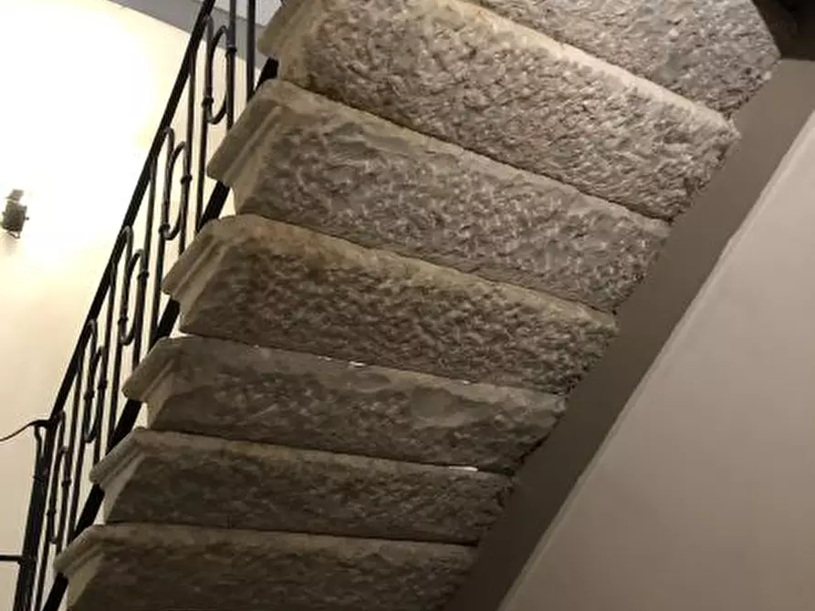 Immagine 14 di Appartamento in vendita  a Sarzana