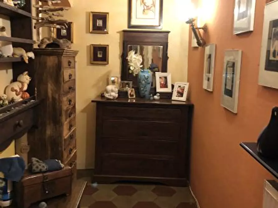 Immagine 4 di Appartamento in vendita  a Sarzana