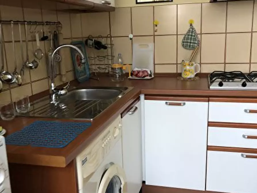 Immagine 4 di Appartamento in vendita  a Lerici