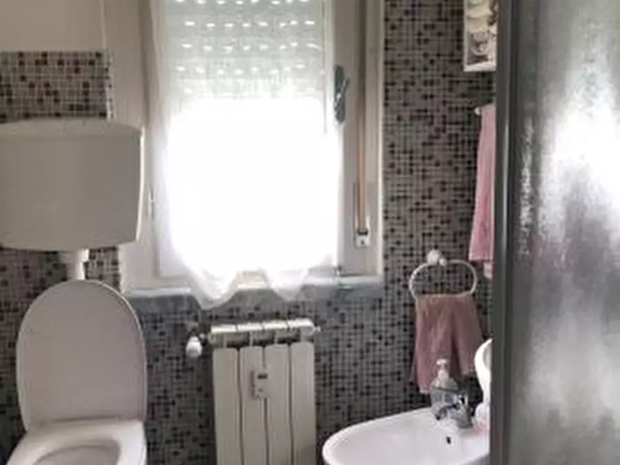 Immagine 11 di Appartamento in vendita  a Ameglia