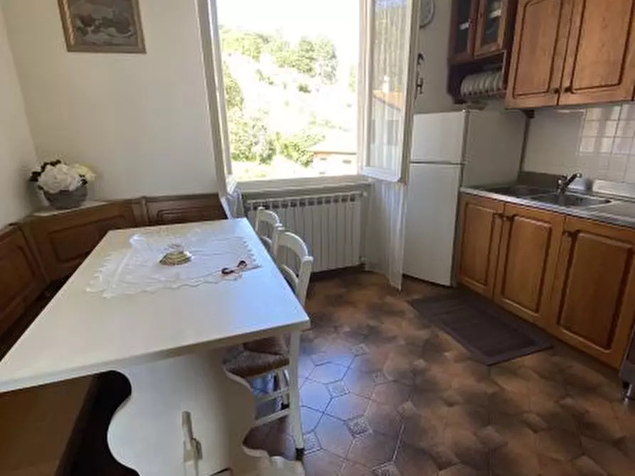 Immagine 11 di Appartamento in vendita  a Ameglia